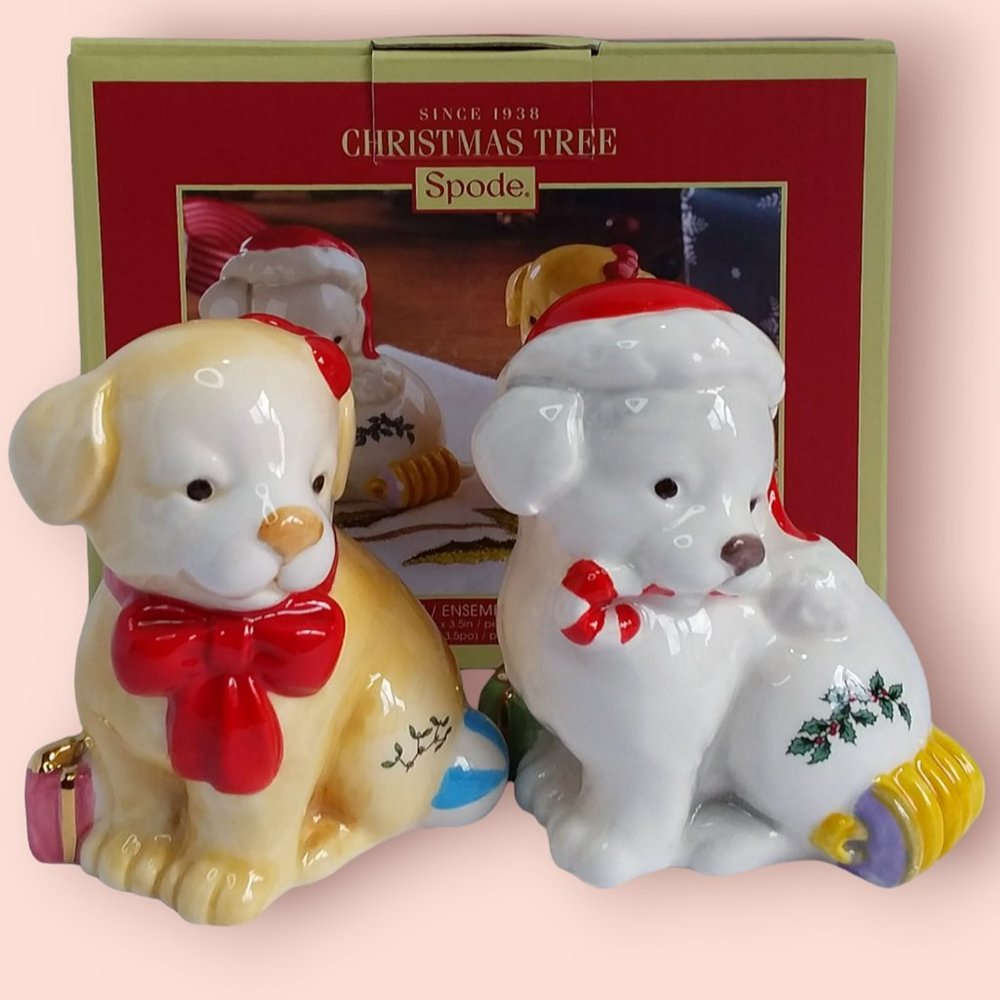 Spode Christmas Puppy Dog Salt Pepper Set White Tan Santa Hat Holly Ceramic NIB